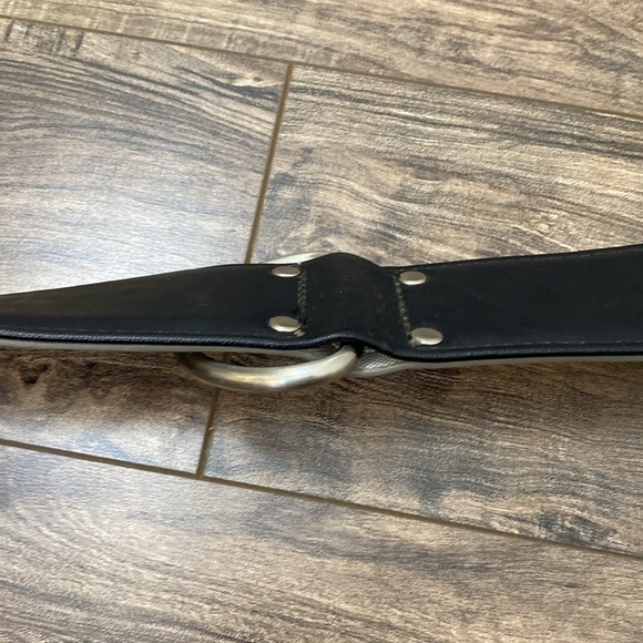 Bond & Co. Studded leather collar for big dogs xxl Gray with silver buckle - Picture 6 of 7